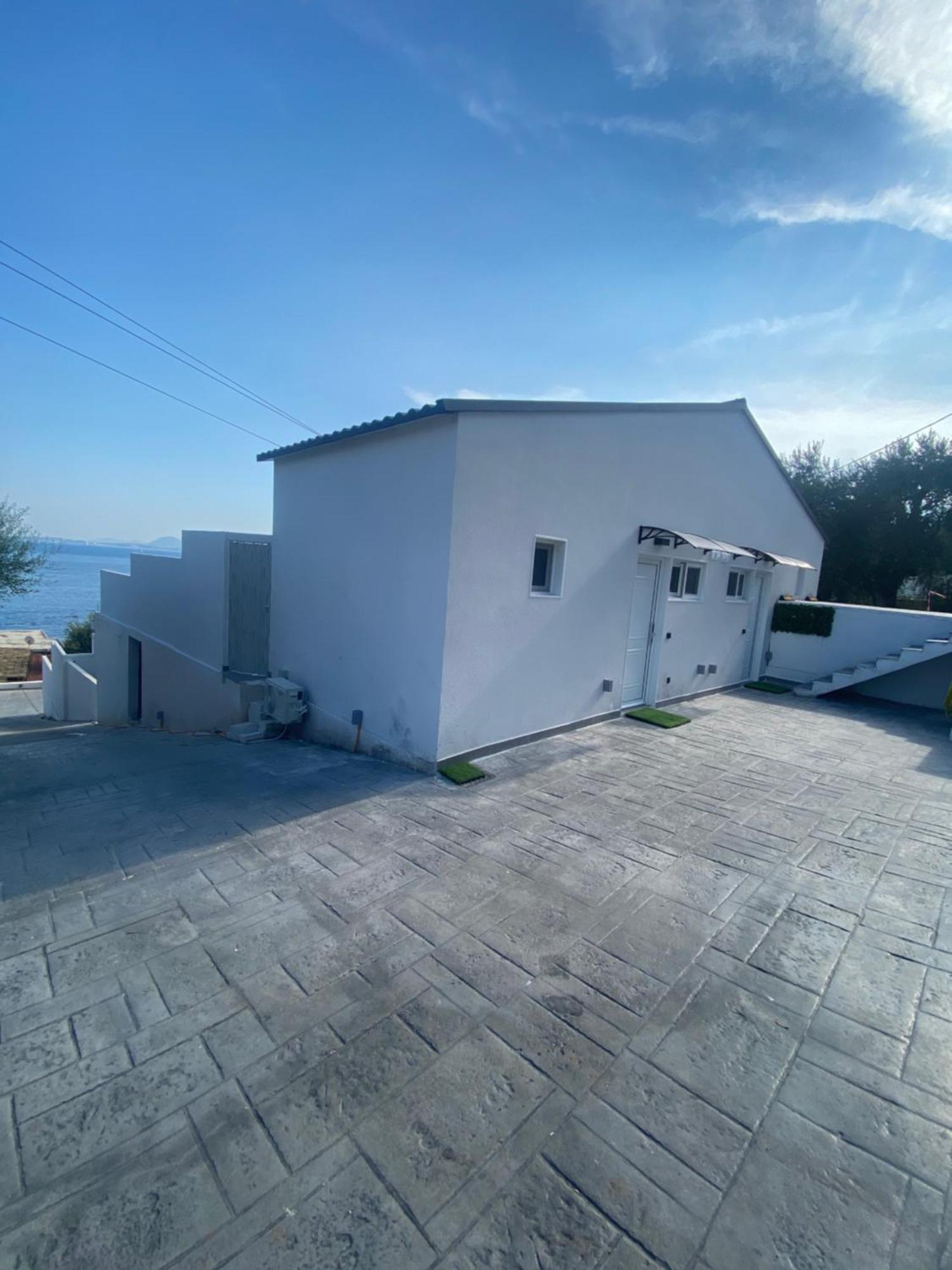 Akrogiali Apartments Barbati Exterior photo